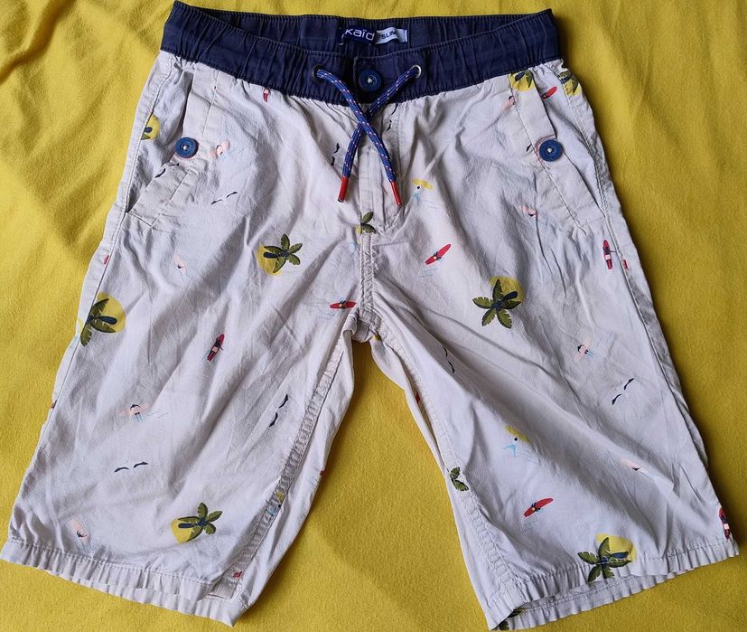 Szorty letnie Okaïdi Slim r. 140 / 10 lat | Spodenki w palmy plaża