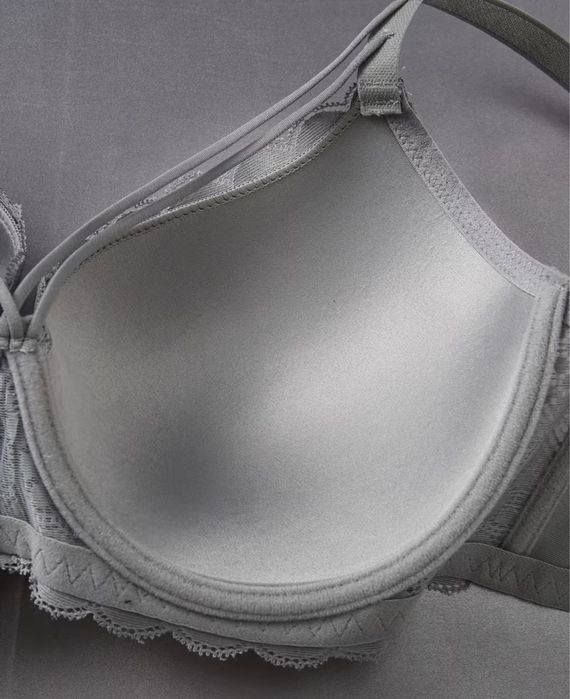 Бюстгальтер 100 Д, 100D