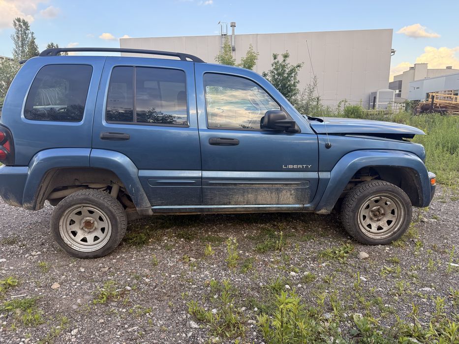 Jeep liberty, 3.7 z gazem, 2005rok