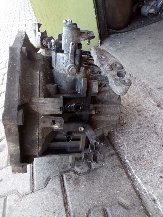 Skrzynia biegów manualna opel Zafira B 1,9 CDTI 150 km 6 bieg