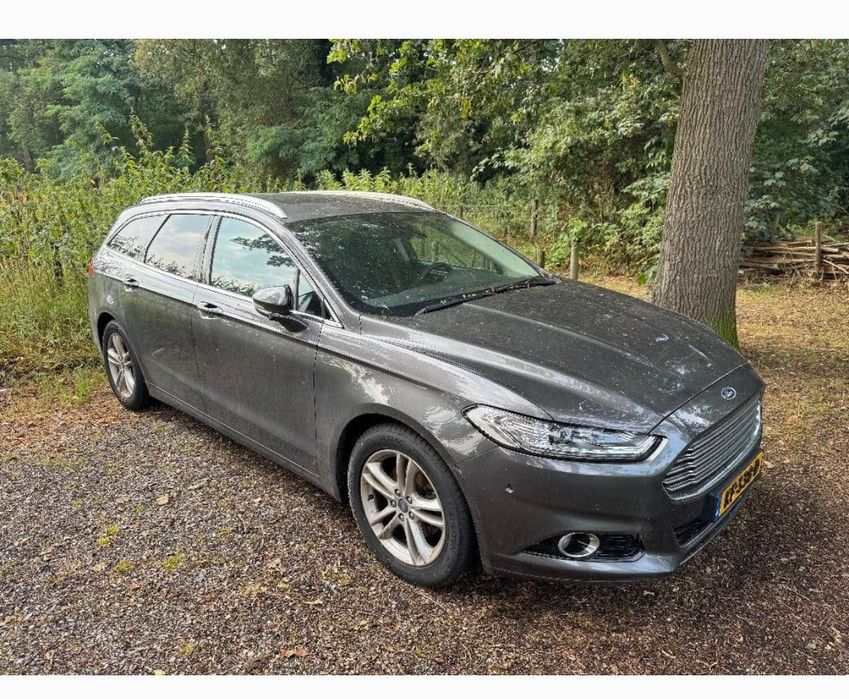 Ford Mondeo 2.OTDCi 180PK Titanium Panorama Radar Blis Navi Serwis 1-Właś !