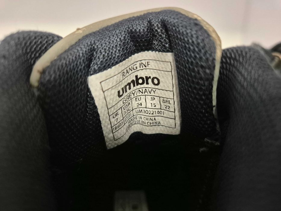 Buty chłopięce Umbro rozm.24