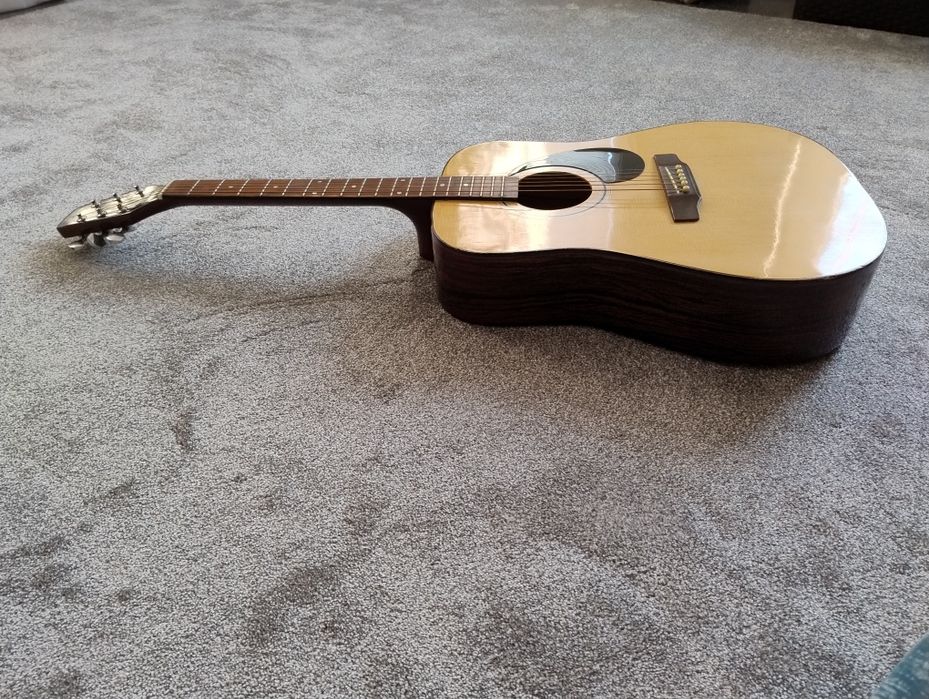 Gitara akustyczna Marita, dreadnought