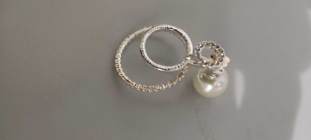 Продаються сережки