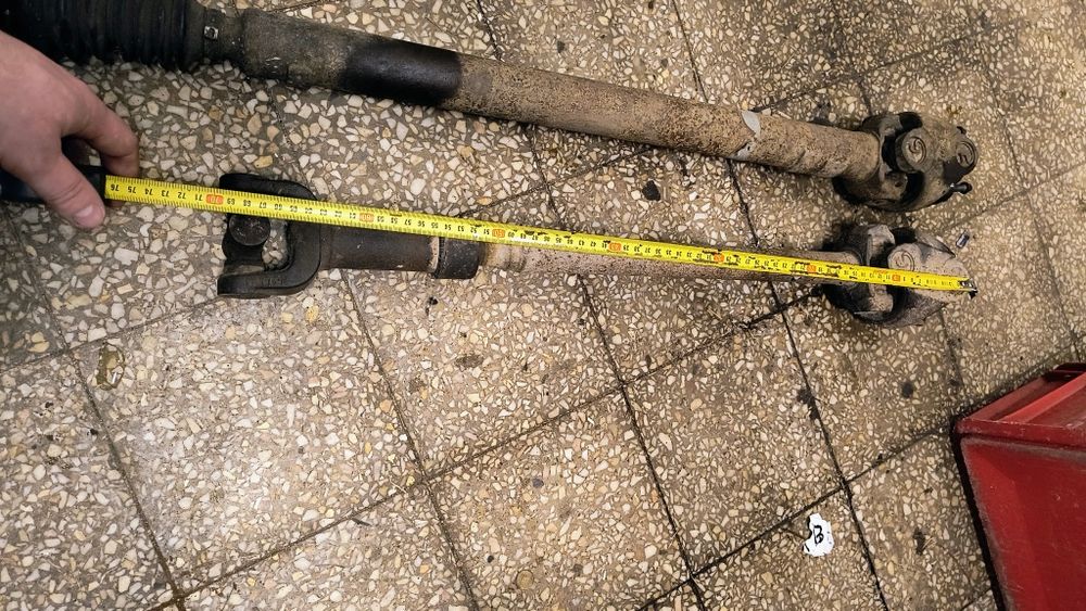 Wał napędowy przód jeep Cherokee xj 2 1td 93r podwójny krzyżak