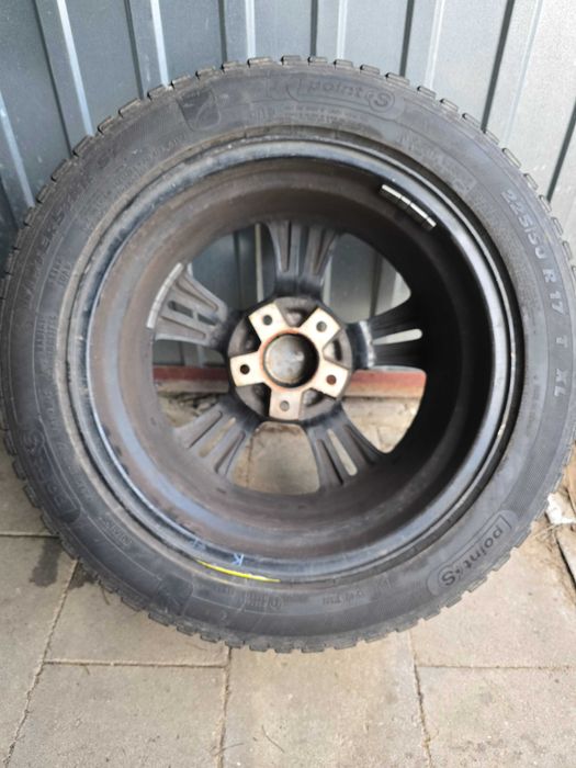 Felgi aluminiowe 17 z oponami do BMW E60 E61 7.5j ET20 5x120