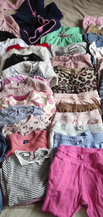 пакет одягу на дівчинку 5-6-7 р, лосіни,штани, кофти, реглани, плаття
