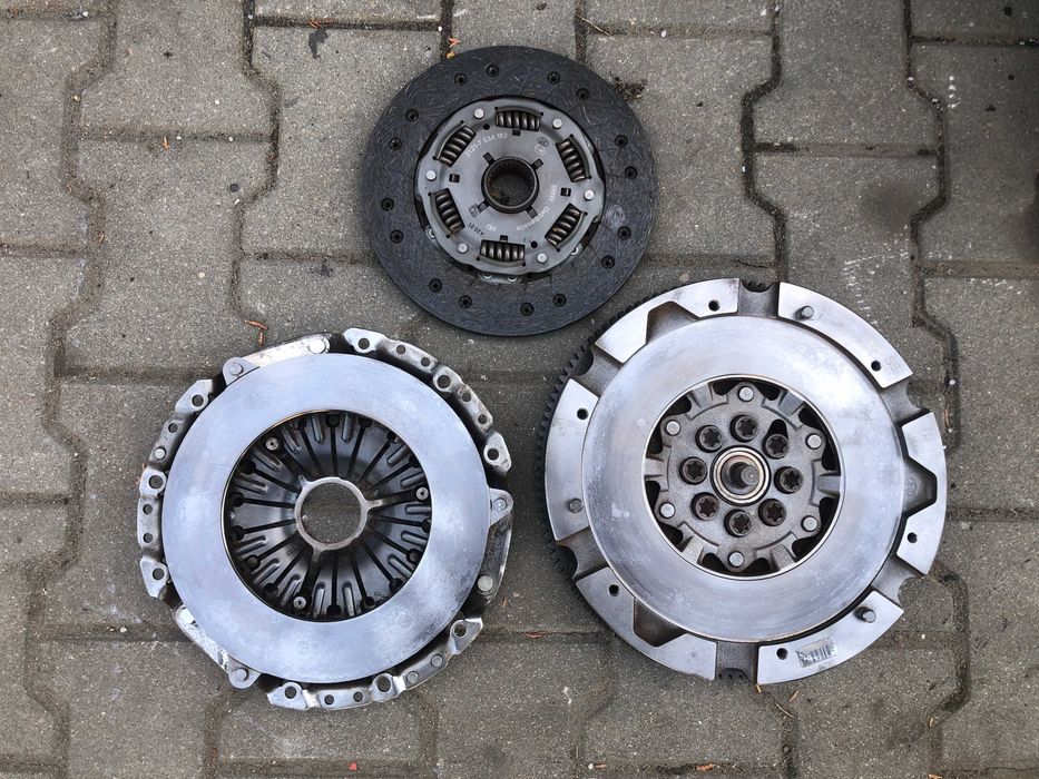 Koło Dwumasowe Dwumasa Sprzęgło BMW E90 E91 E92 E60 E61 3.0d M57