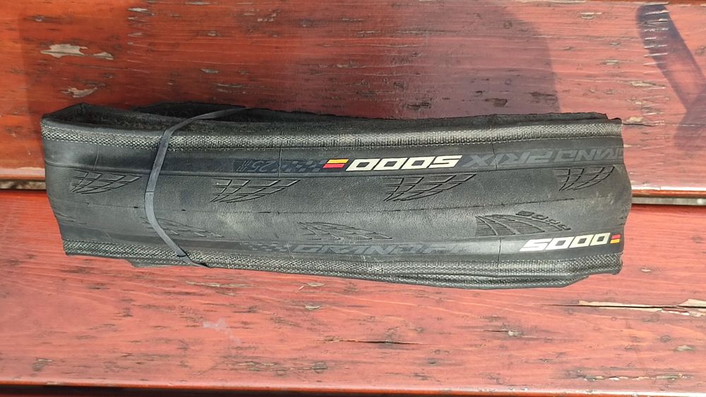Continental grandprix 5000 , 700x25c