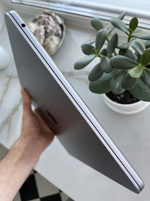 Apple MacBook Air M2 Space Gray (MLXW3LL/A)
