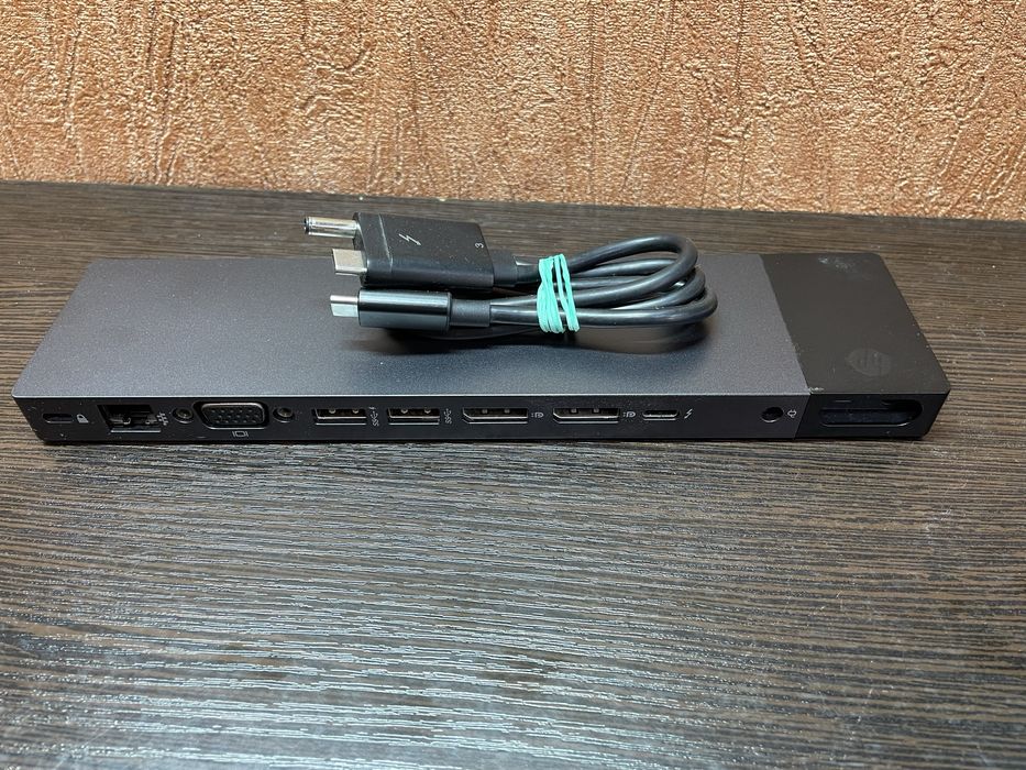Док станция HP.  HSTNN-CX01