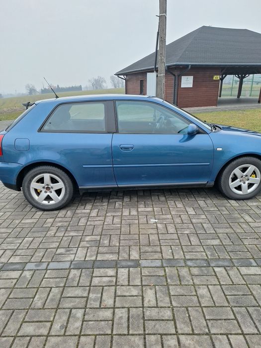 Samochód audi a3 8l