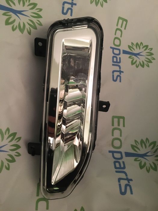 Противотуманные фары Nissan Leaf 2018 ZE1