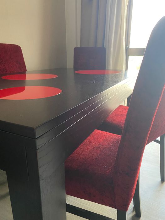 mesa sala de jantar com cadeiras