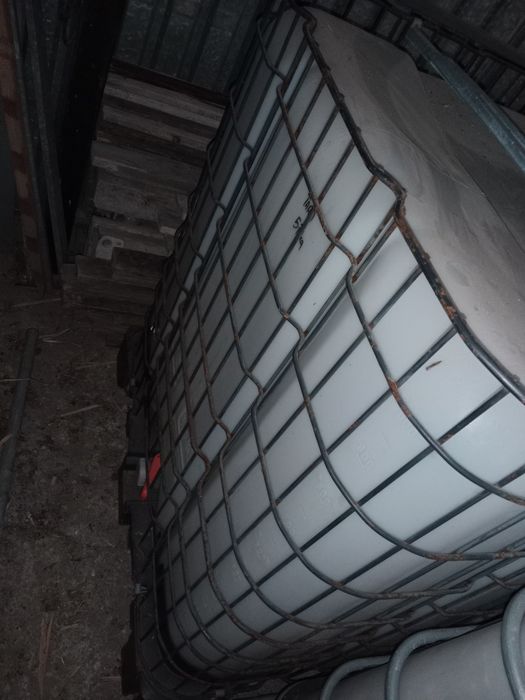 Zbiornik mauser 1000L czysty na palecie