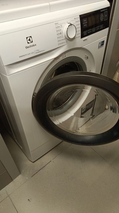 Pralka Electrolux PerfectCare 600