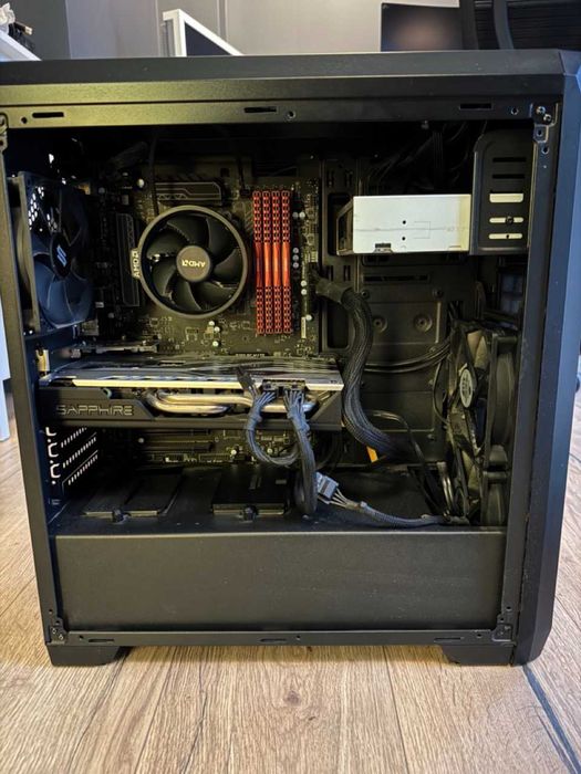 Komputer Gamingowy / Ryzen 7 1700 / RX580