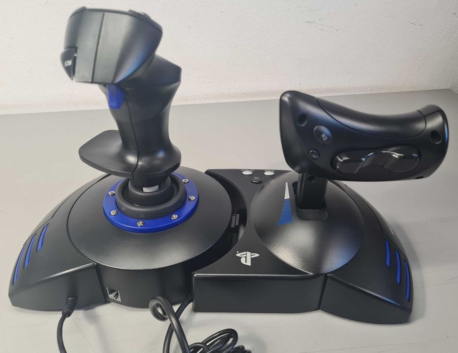 Joystick Thrustmaster T.Flight Hotas 4   PC / PS4 / PS5