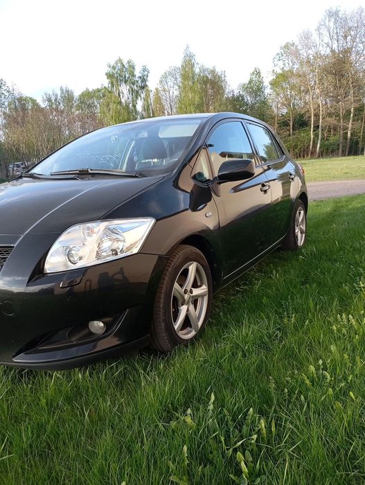 Toyota Auris Toyota Auris, z niezawodnym silnikiem 1,6 124 KM
