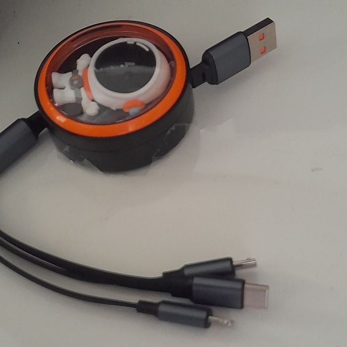 Выдвижной зарядной кабель 3 в 1  5А  Lightning/micro/Typ-C  1.2м