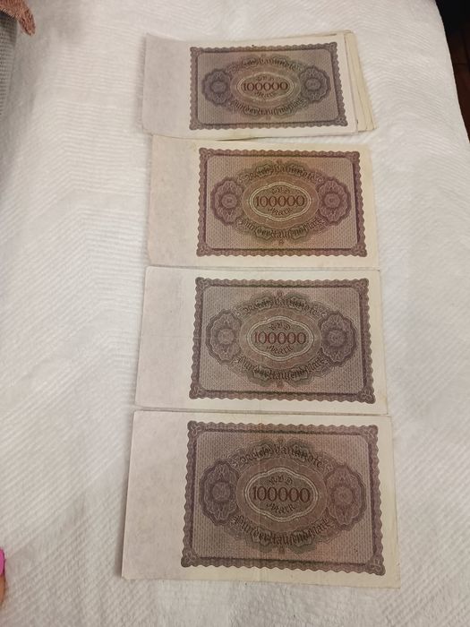 100 000 MARKI NIEMIECKIE z 1923 r. - 10 zł/ szt