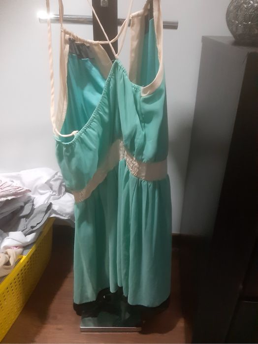 Vestido mulher tam L como novo