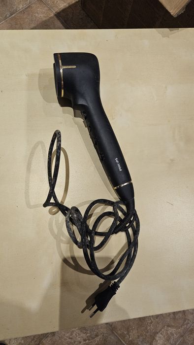 Modelador de caracóis automático Philips StyleCare.
