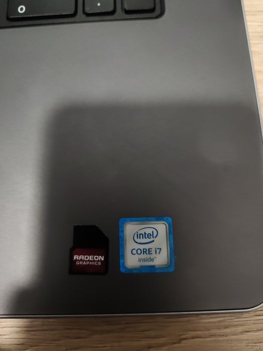 Laptop Dell!! Intel core i7!! 8Gb ram!! Polecam