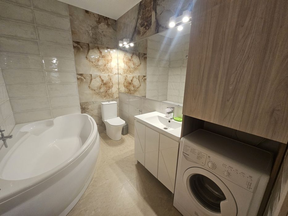 Здається 1,5 кімнатна на набережній поруч парку Боздощ