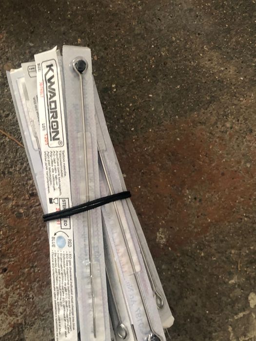 material de tatuagem