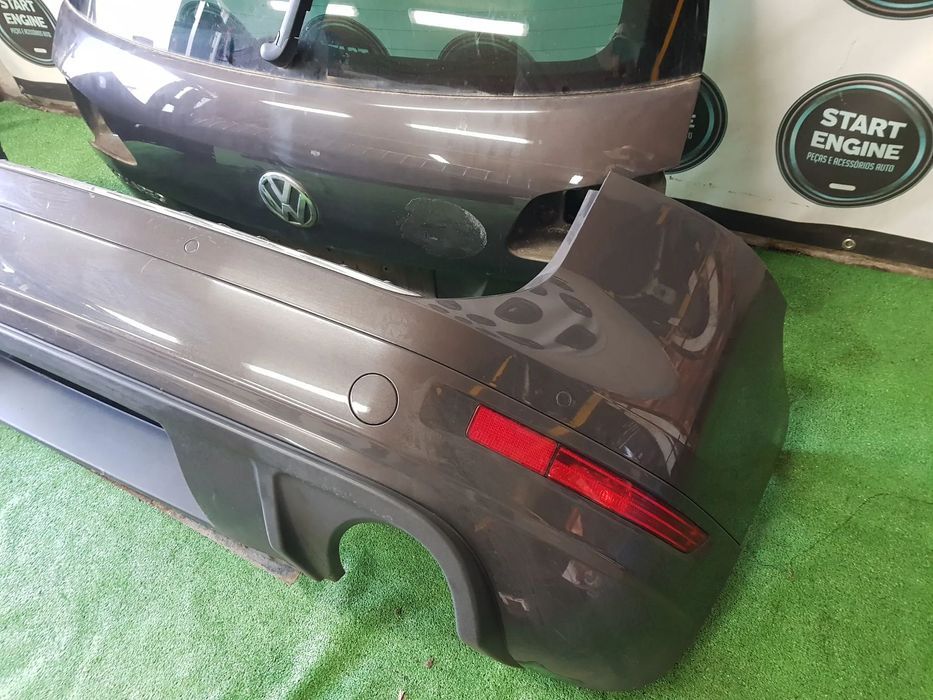 Tampa da Mala Para Choques VW Touareg II 7P 2011-2017