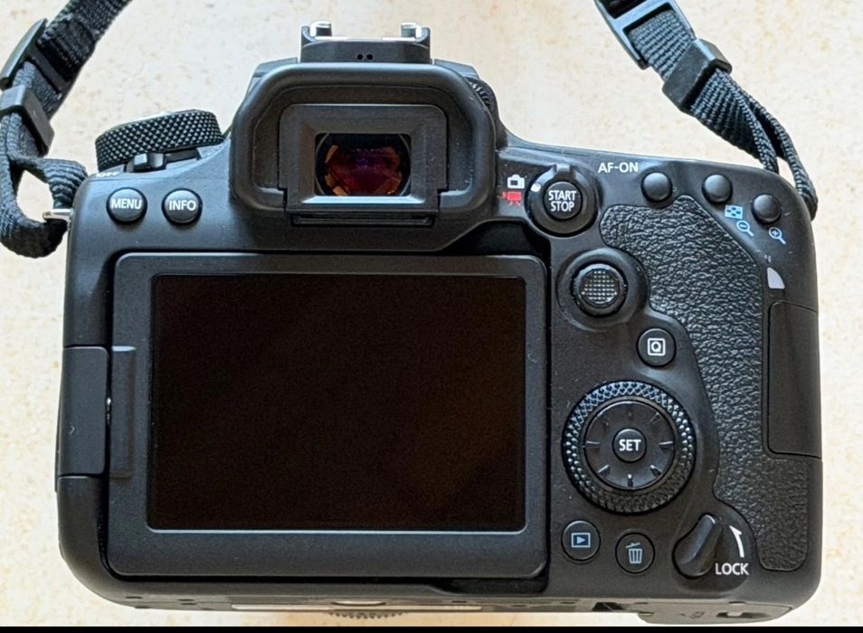 CANON EOS 90D *Nova*
