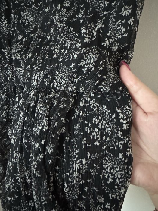 Czarna krótka sukienka Zara L