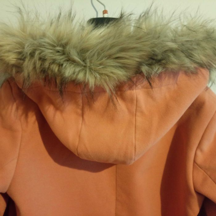 Różowy płaszczyk rozmiar 44 nowy bez metki