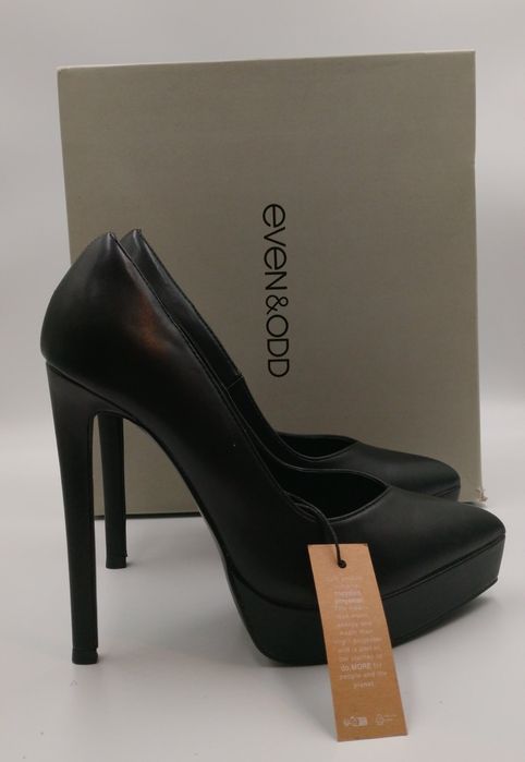 Promocja, szpilki marki Even Odd+Gratis zestaw skarpet