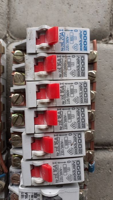 Okazja 37szt wylaczniki nadprądowe