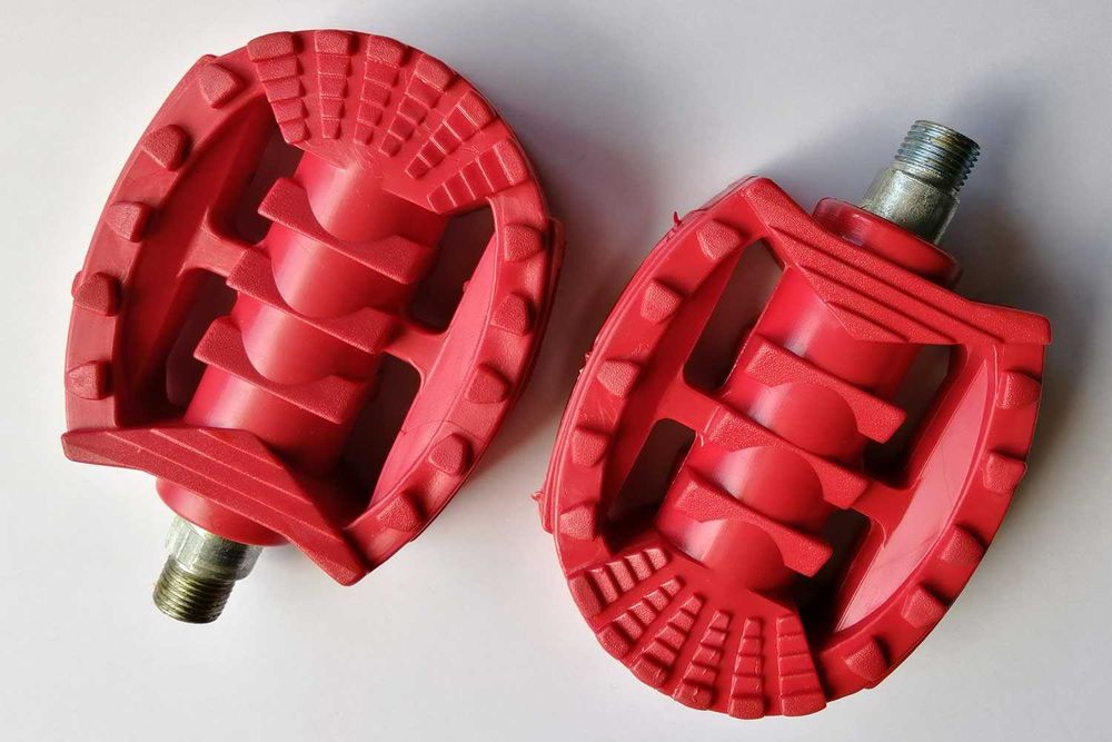 Pedais de bicicleta BMX de modelo antigo
