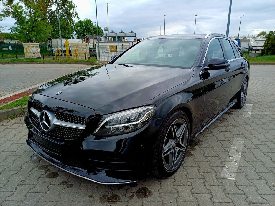 Mercedes-Benz Klasa C AMG-Line, Full Led , Bezwypadek