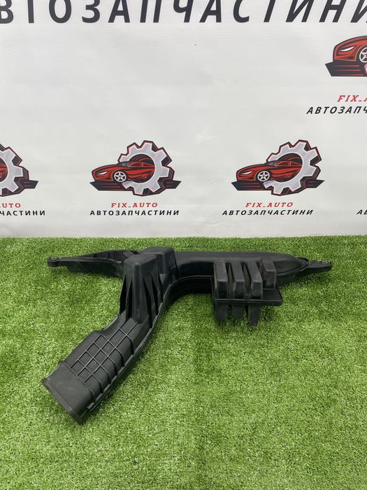 Патрубок повітряного фільтра Infiniti QX60 2.5hybrid