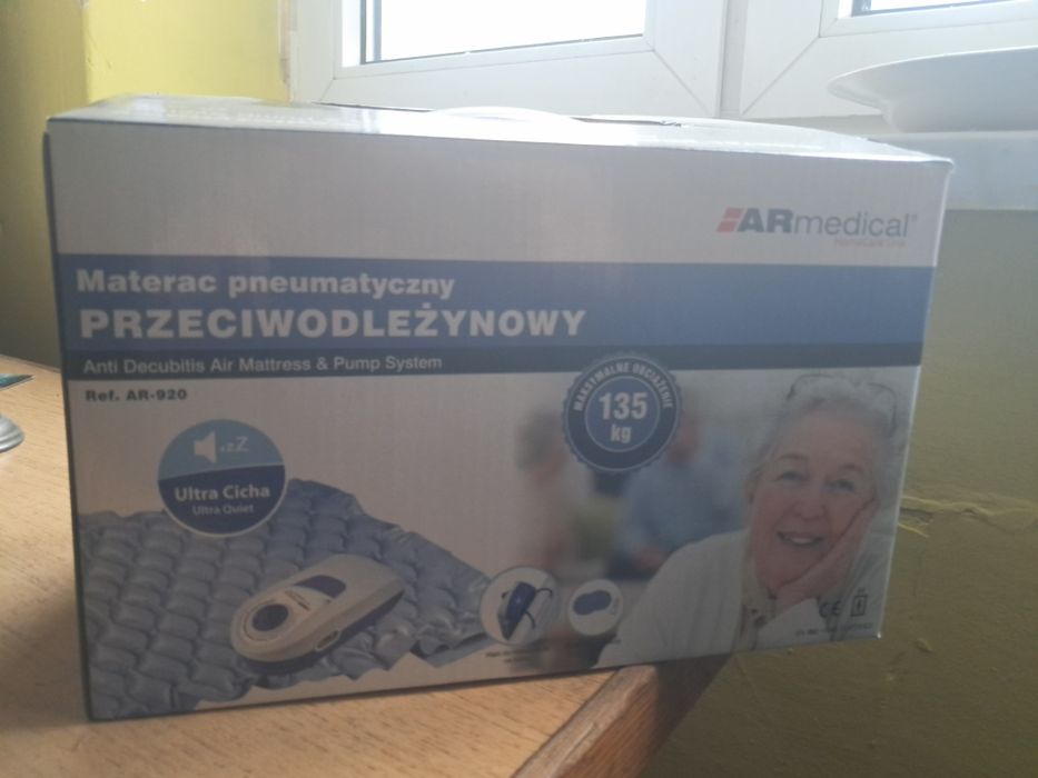 Materac pneumatyczny antyodleżeniowy