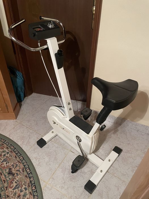 Stationary Bicycle439425783511142402