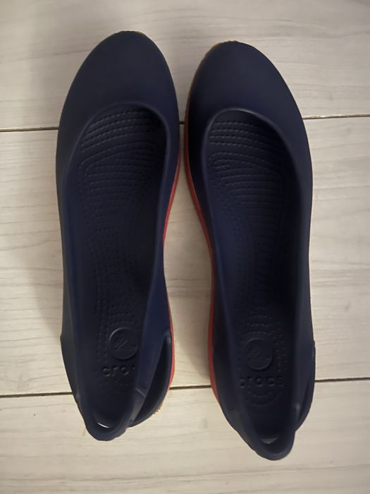 Baleriny Crocs Retro Slingback Flat