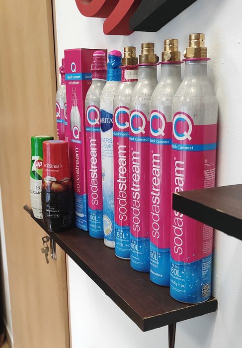 Wymiana butli CO2 do saturatorów Sodastrem, SpinelSoda, Brita