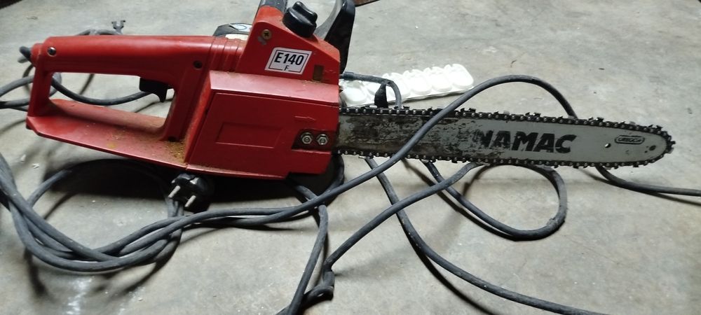 Motosserra Elétrica 1400W