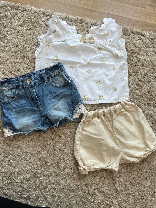 Набір речей на дівчинку 2-4 роки