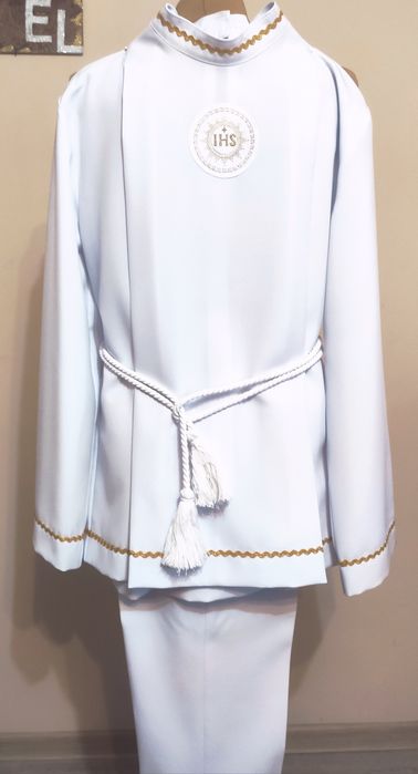 Strój komunijny dla chłopca