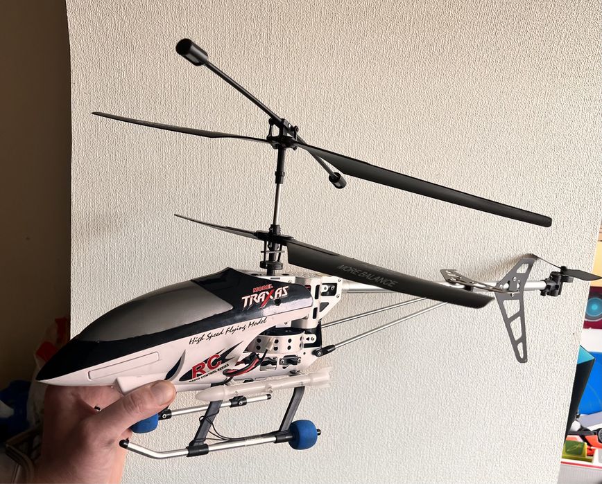 радіокерований вертоліт Traxas High Speed Flying Model вертолёт радиоу