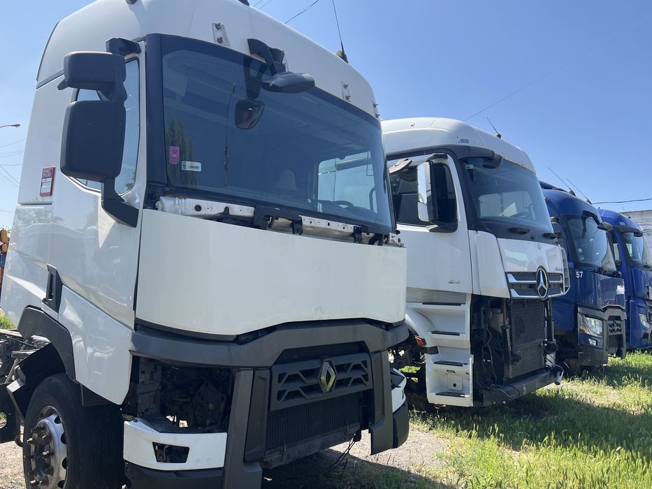 Пластик кабіни Renault Magnum, рено- Т магнум премиум
