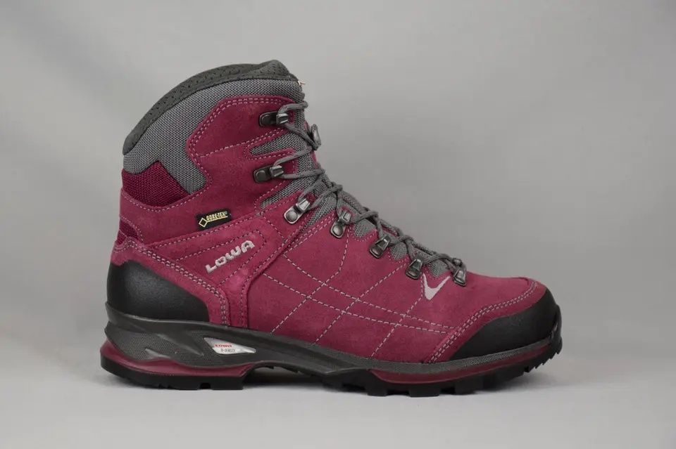 Ботинки женские треккинговые Lowa Vantage Gtx Gore-Tex Mid  (38-39 р)