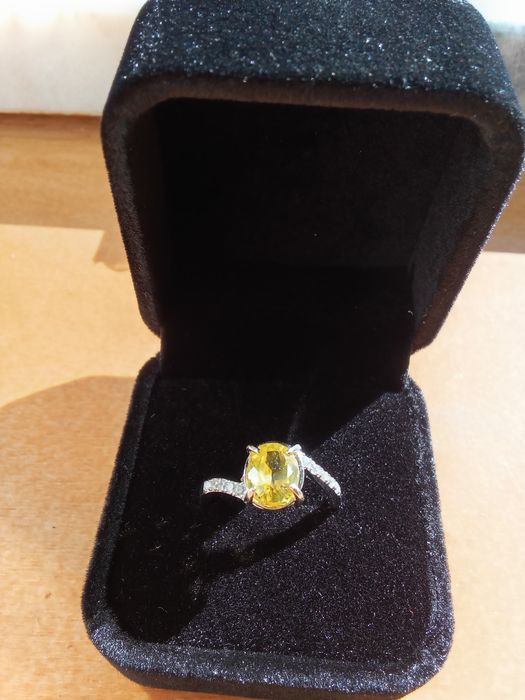 Anel em Prata 925 com Safira Certificada